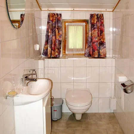 Haus Steger 190s Нойкирхен-ам-Гросфенедигер